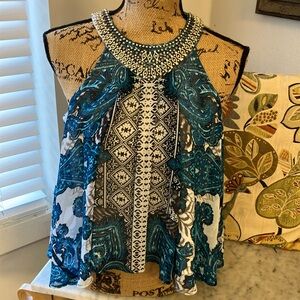 Elegant Bebe Tank Top Beautiful Design NWTS!!